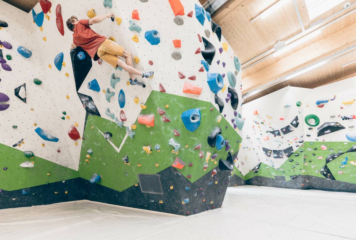 Kraftreich Aufenfeld · Bouldern · Klettern · Zillertal