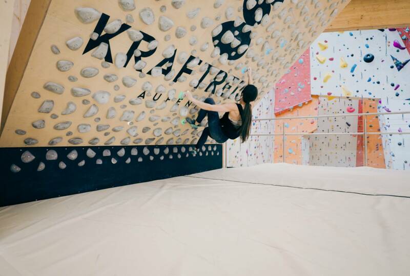 Kraftreich Aufenfeld · Bouldern · Klettern · Zillertal