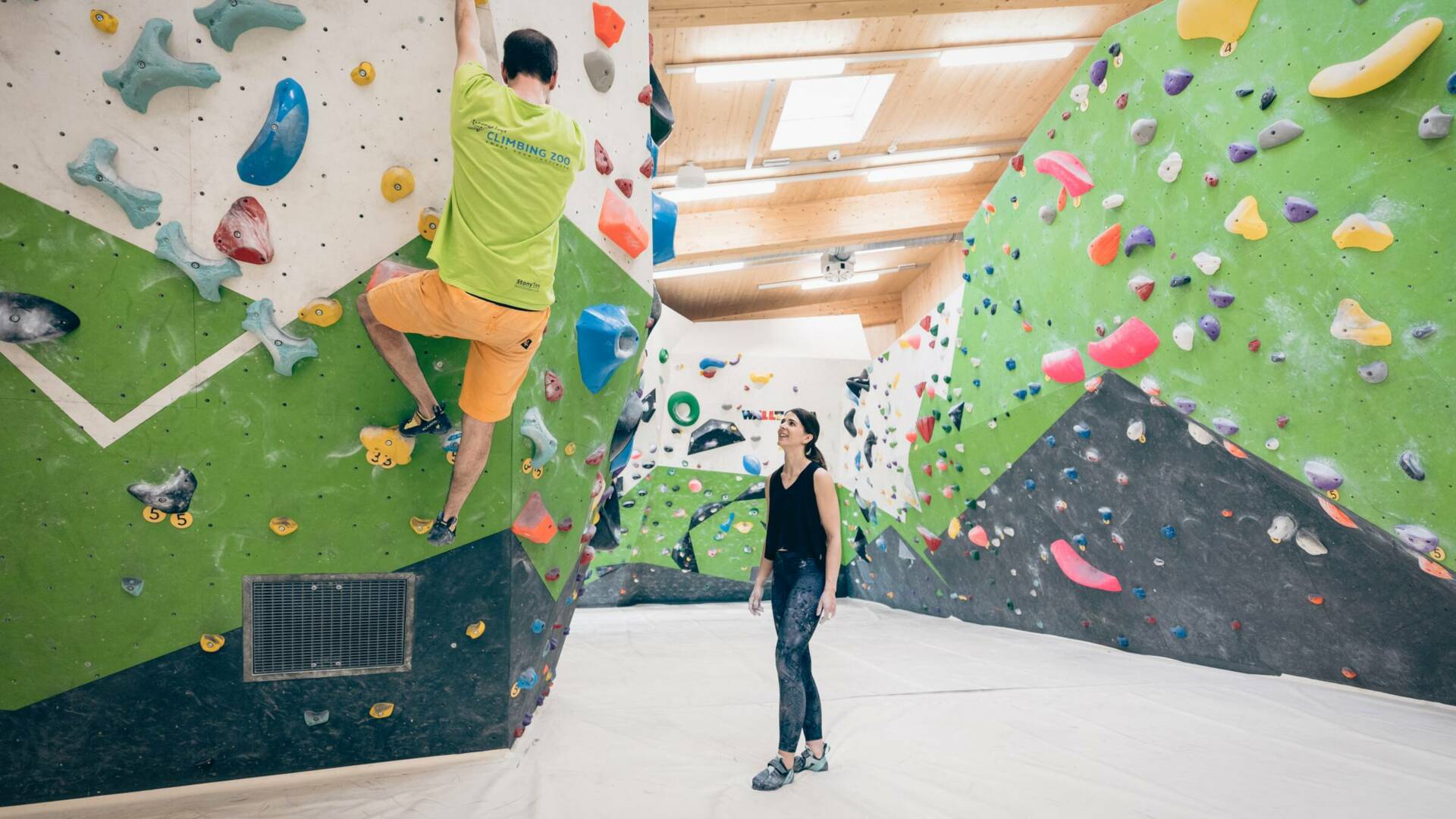 Kraftreich Aufenfeld · Bouldern · Klettern · Zillertal